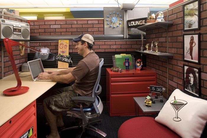 Despachos modernos de las oficinas de Cartoon Network