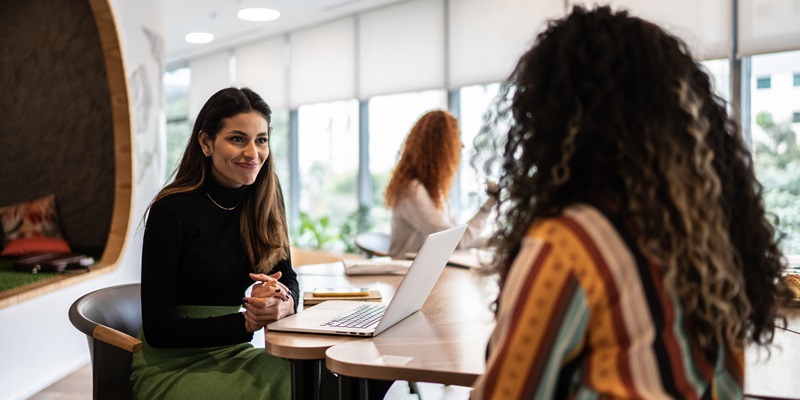 6 estrategias para destacar en una entrevista si no tienes experiencia laboral